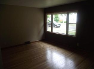 3745 S 15th St, Milwaukee, WI 53221