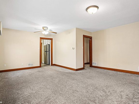 5th image of 306 N Jackson St