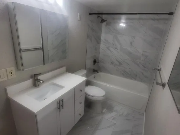 1820 Newland Ct APT 214, Lakewood, CO 80214