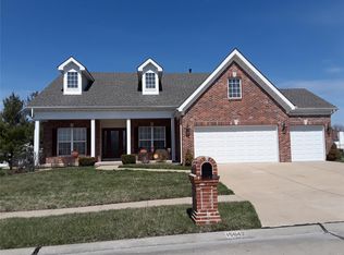 15642 Debridge Way, Florissant, MO 63034