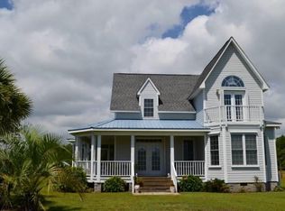 254 Cordts Ln, Hampstead, NC 28443