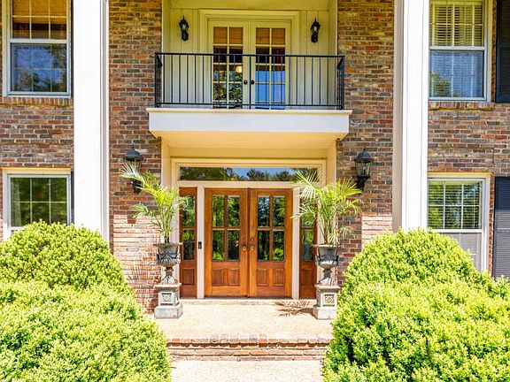 3rd image of 1300 Old Hickory Blvd