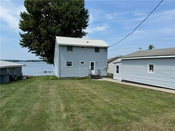 17905 Reed Point Rd, Clayton, NY 13624