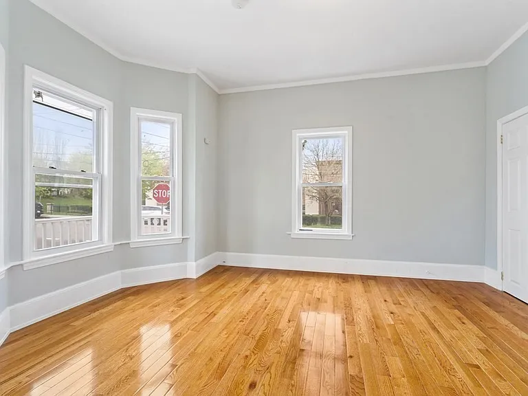 79 Derby St #1 — Photo 5
