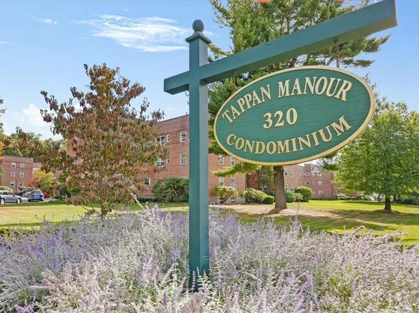 320 S Broadway #T10, Tarrytown, NY 10591