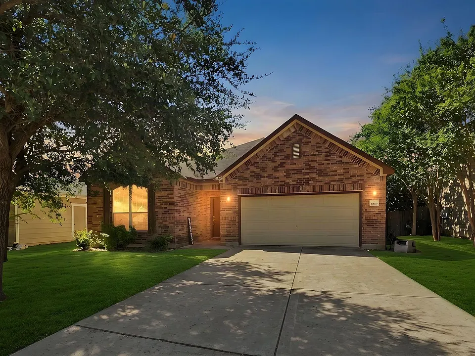 4426 Semora Oak