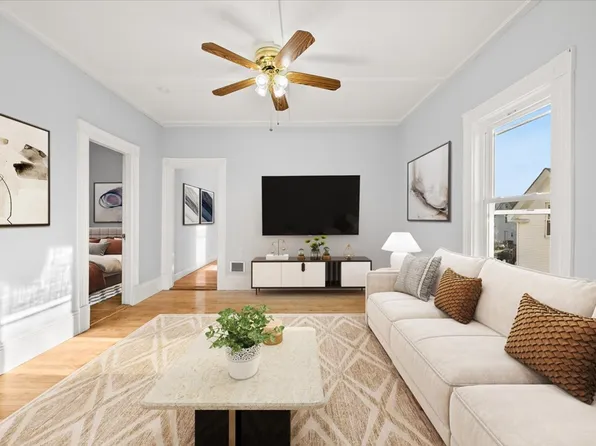 58 Calmar St APT 2, Brockton, MA 02301