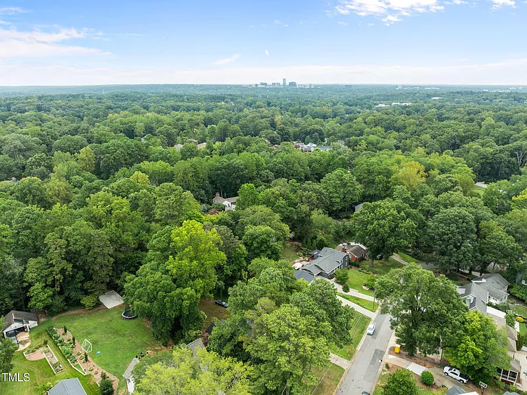 3026 Devonshire Dr — Photo 44