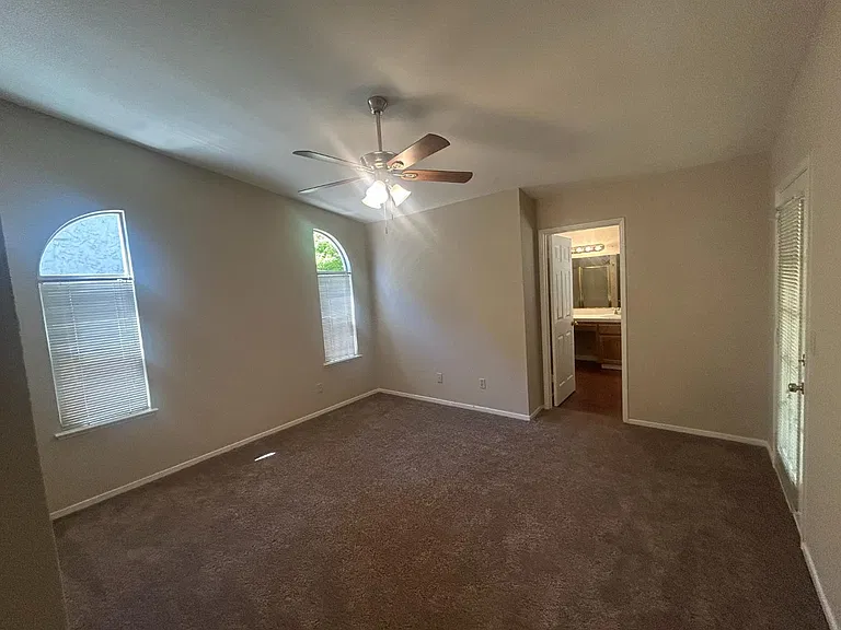 3256 W Calimyrna Ave — Photo 6