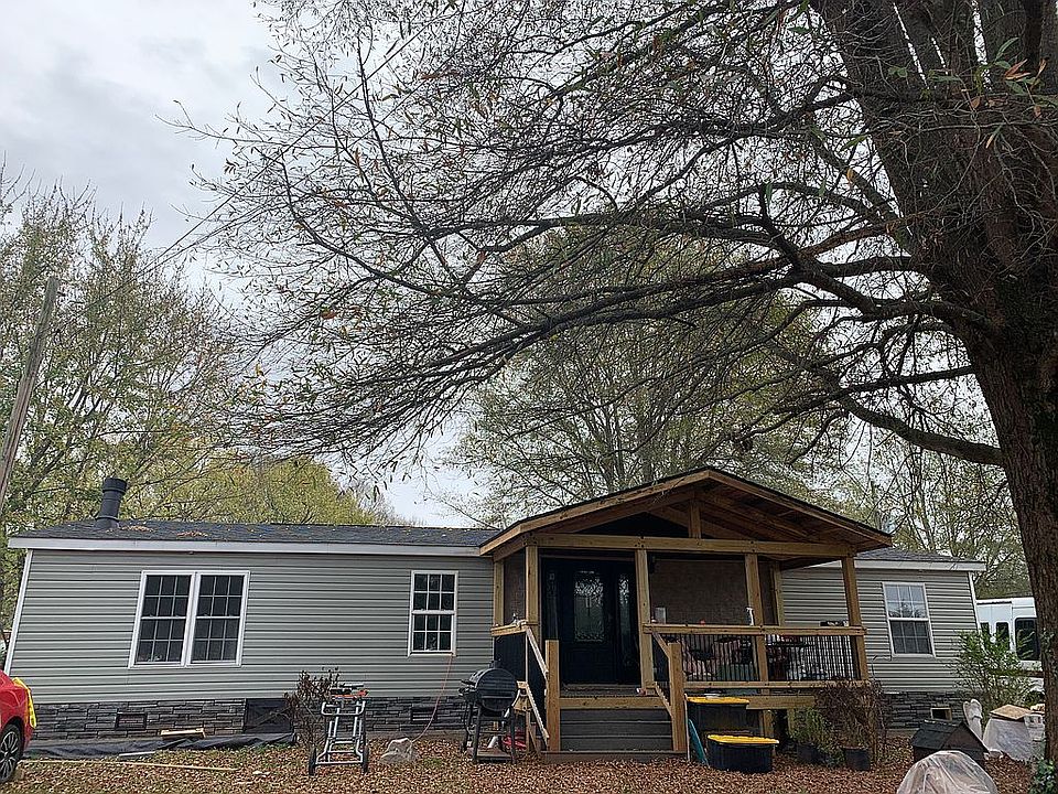 2nd image of 360 Seed House Rd