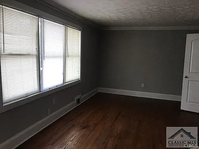 48 Holman Ave — Photo 10