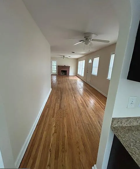 104 Southern Blvd — Photo 2