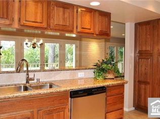 835 Amigos Way APT 4, Newport Beach, CA 92660