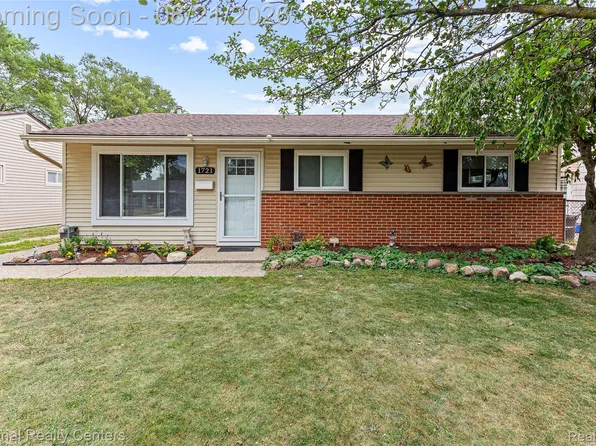 1721 S Walton St, Westland, MI 48186