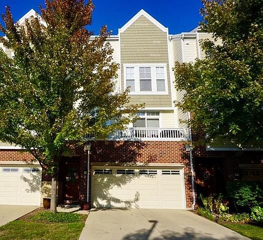 1st image of 519 Grove Ln