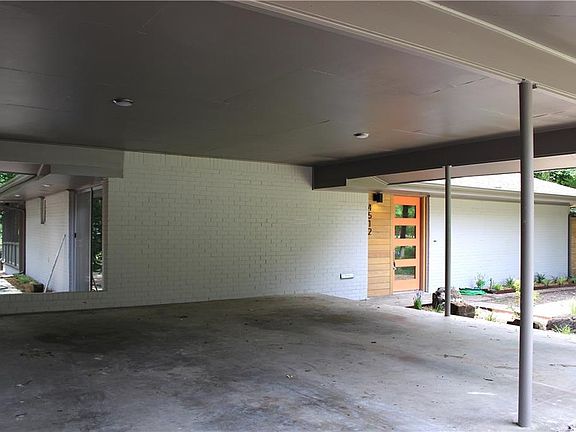 5th image of 4512 Dove Creek Way