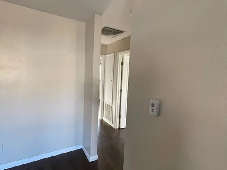 444 Sandia Dr — Photo 6