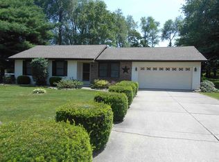 16223 Menominee Dr, Plymouth, IN 46563