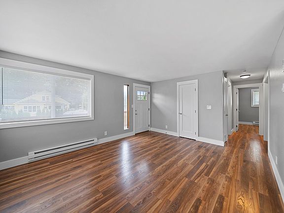 5th image of 8674 Falls Ave SE