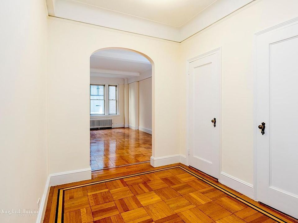 1st image of 3 E 66th St APT 4C