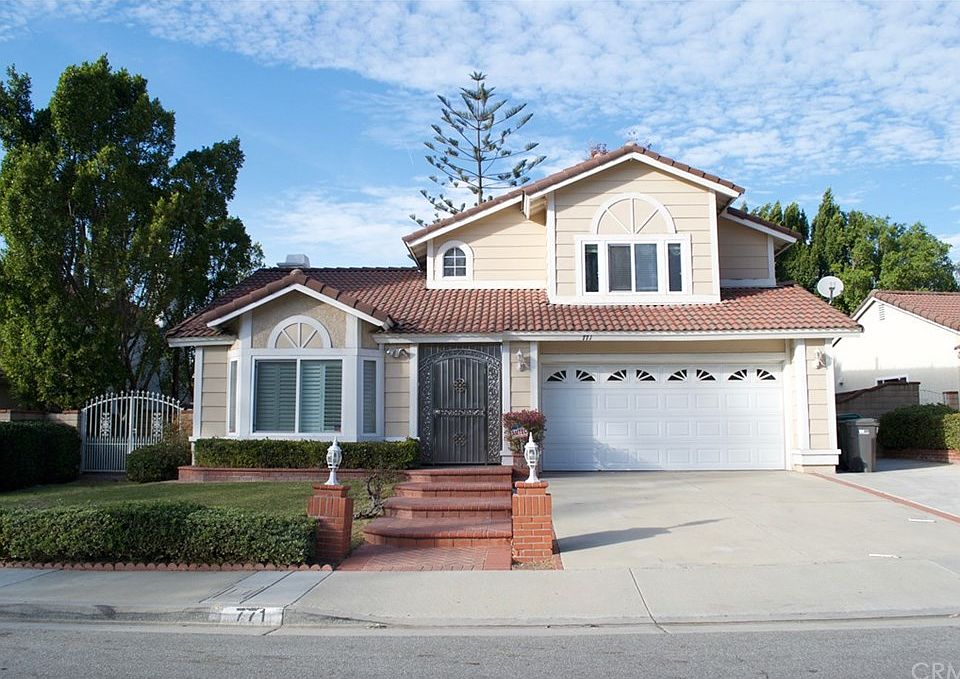 1st image of 771 Bowcreek Dr