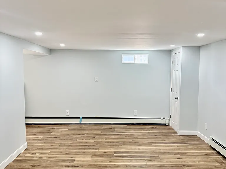 1 Clark Cir — Photo 4