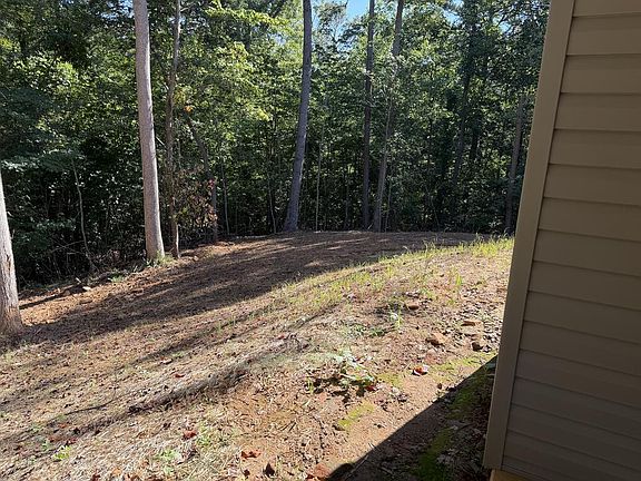 5th image of 97 Juniper Dr
