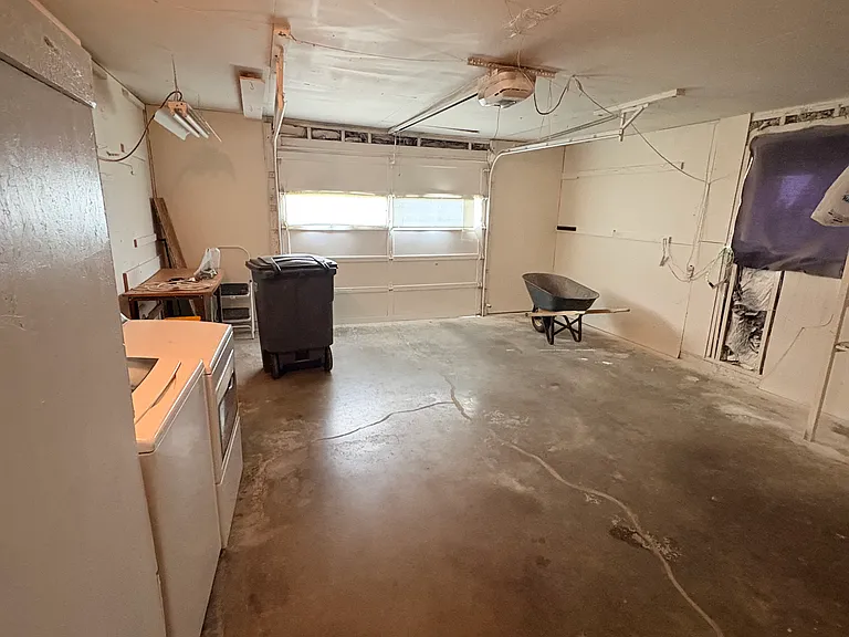 1221 Sunset Pl — Photo 9