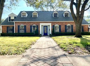 12311 Perthshire Rd, Houston, TX 77024