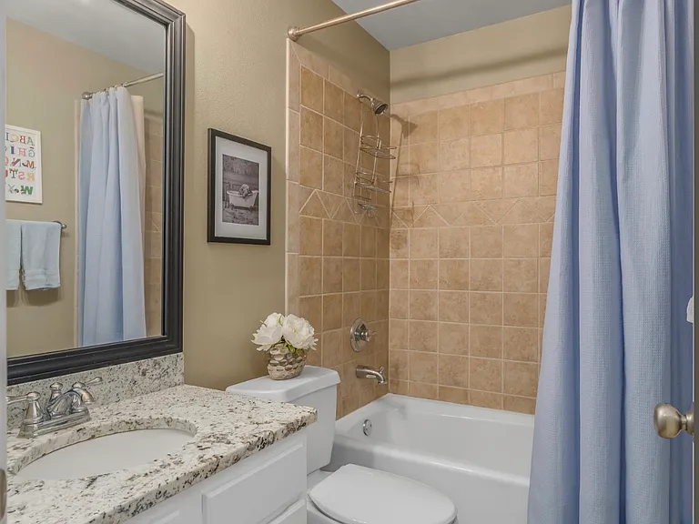 2213 Shumark Trl — Photo 23