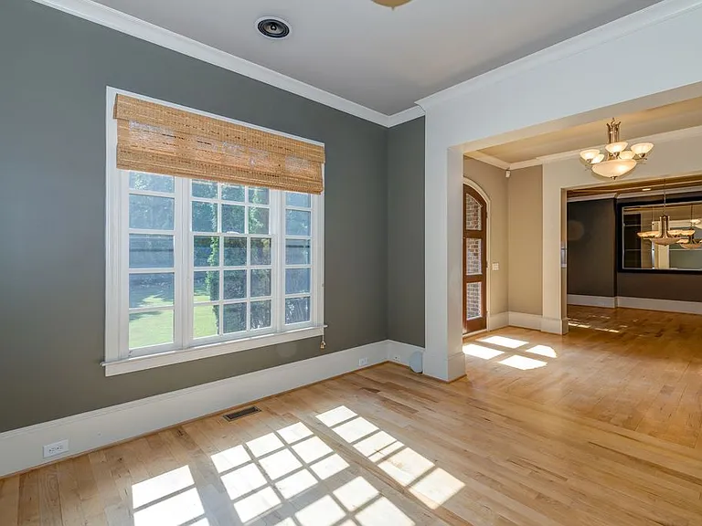 950 Glengate Pl — Photo 24