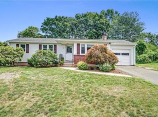 25 Holly Ln, Meriden, CT 06450