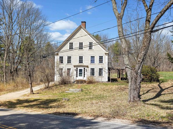 30 Joy Valley Road, Buxton, ME 04093