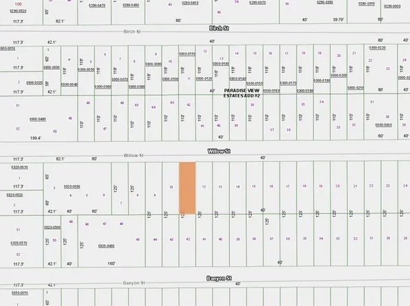 Willow St #12, Interlachen, FL 32148