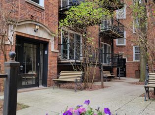 503 W Deming Pl #3, Chicago, IL 60614