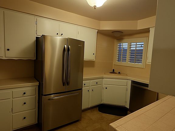 5th image of 3704 W 111th Pl
