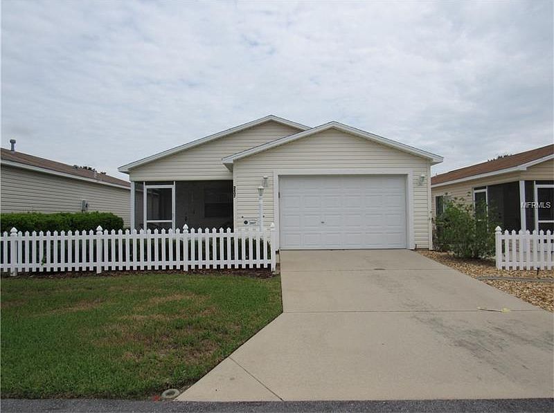 1st image of 2807 Burgos Dr