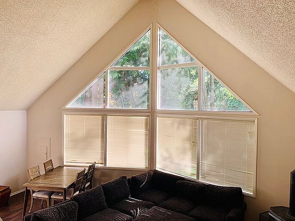 5th image of 8404 NE 131st Pl
