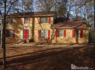 603 Kingsgate Rdg, Stone Mountain, GA 30088