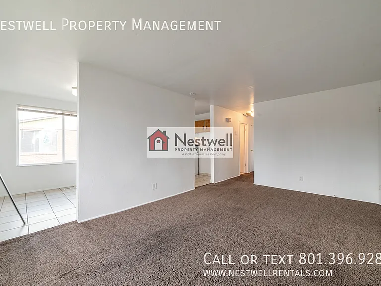 1881 W Lake Park Dr #3 — Photo 32
