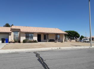 13101 Sundown Rd, Victorville, CA 92392