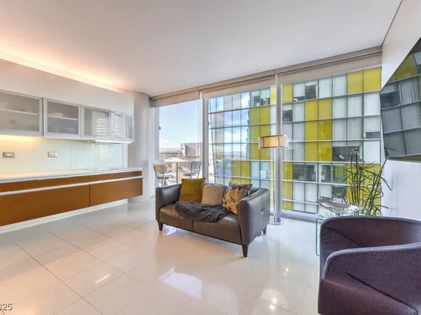 3722 Las Vegas Blvd S Unit 708, Las Vegas, NV 89158