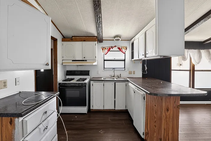 2609 Joyce Dr — Photo 10