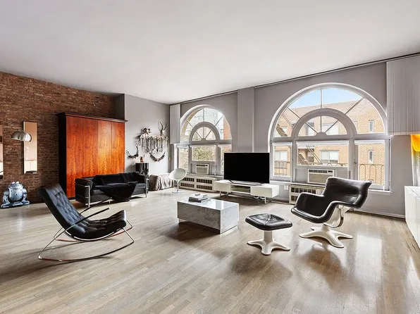 100 W 15th St #4BC, New York, NY 10011