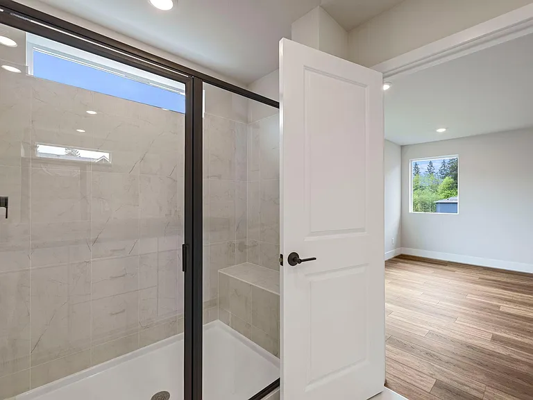 5388 Century Pl NE — Photo 35