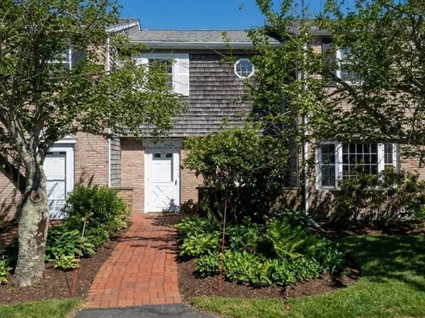 8 Captain Cook Ln #U, Barnstable, MA 02630