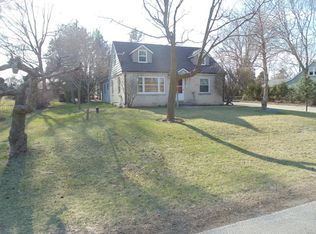 6527 N Sandy Acre Rd, West Bend, WI 53090