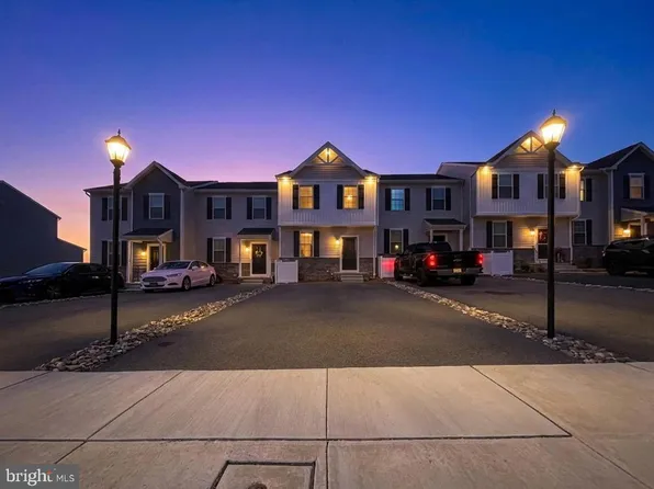 109 Holstein Dr, Hanover, PA 17331