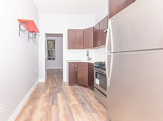 1st image of 477 Chauncey St #4P