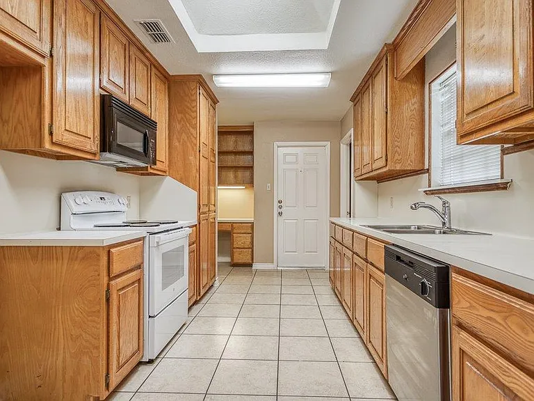 2322 Willow Dr — Photo 23
